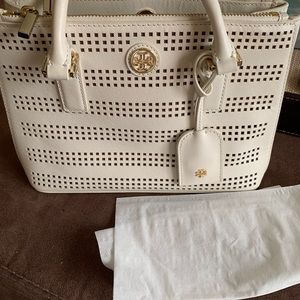 COPY - 2 Hr SALE!!! Tory Burch Robinson white satchel bag only